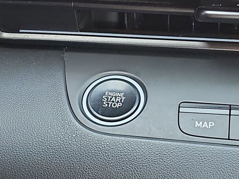 Certified 2025 Hyundai Elantra N image 24