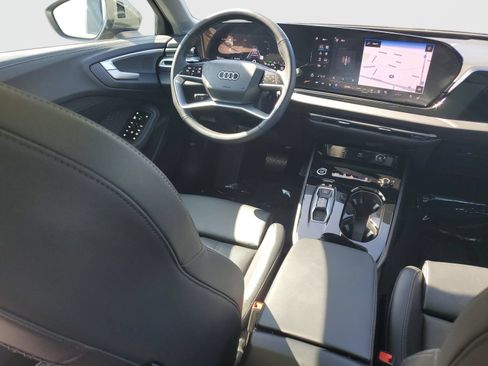 Used 2025 Audi A5 2.0T Premium Plus w/ Premium Plus AWD/4WD image 11