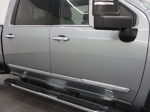 Used 2024 Chevrolet Silverado 3500 High Country w/ High Country Premium Package image 30