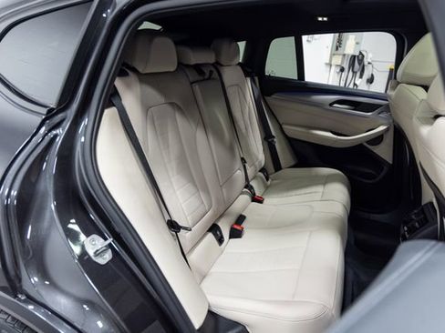 Certified 2023 BMW X4 M40i w/ Premium Package image 24