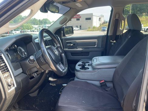 Used 2019 RAM 1500 Big Horn AWD/4WD image 9