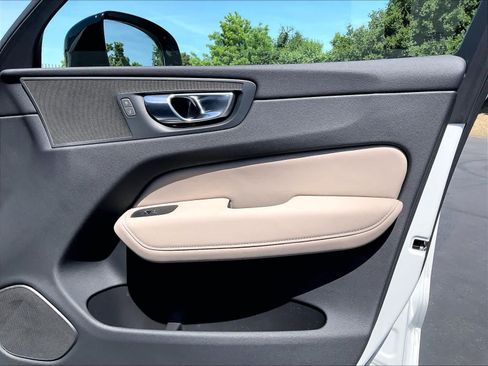 New 2026 Volvo XC60 T8 Plus w/ Climate Package AWD/4WD image 30