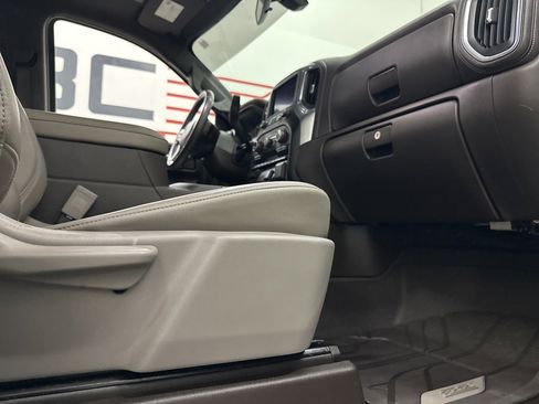 Used 2019 Chevrolet Silverado 1500 LT Trail Boss image 59