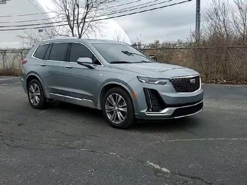 Certified 2024 Cadillac XT6 Premium Luxury w/ LPO, Floor Liner Package image 3