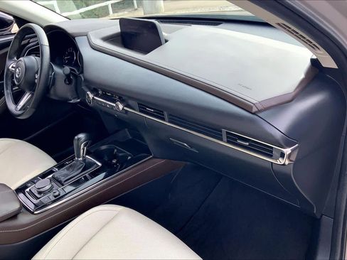 Certified 2022 MAZDA CX-30 2.5 Turbo w/ Premium Package image 18