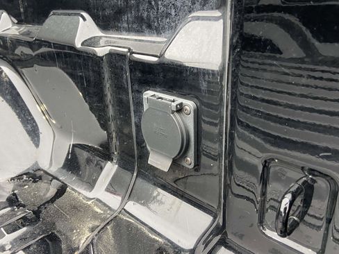 Certified 2024 GMC Canyon Elevation w/ Convenience Package image 30