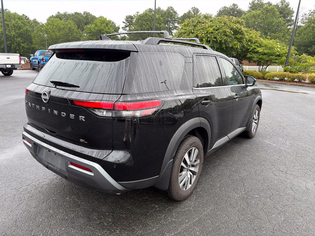 Used 2026 Nissan Pathfinder SL FWD image 12