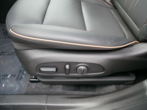 Used 2025 Buick Envista Avenir image 20