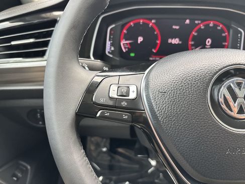 Used 2019 Volkswagen Jetta SEL FWD image 12