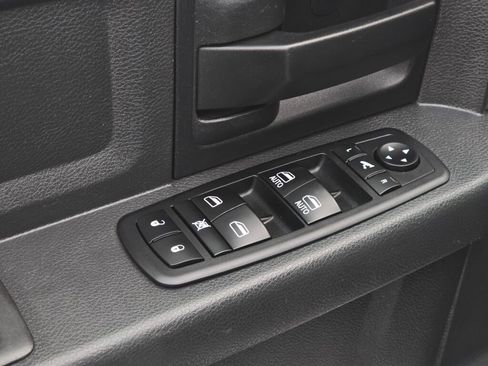 Used 2014 RAM 1500 Express image 14