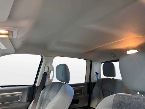 Used 2019 RAM 1500 Classic SLT w/ SLT Plus D←cor Group AWD/4WD image 35