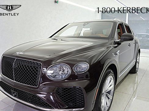 Used 2024 Bentley Bentayga image 15