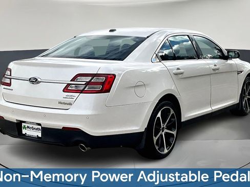 Used 2015 Ford Taurus SEL w/ Equipment Group 201A image 7