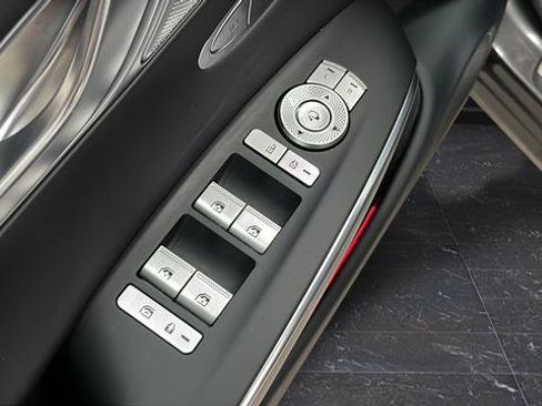 Used 2024 Genesis GV70 3.5T Sport w/ Sport Advanced Package image 22