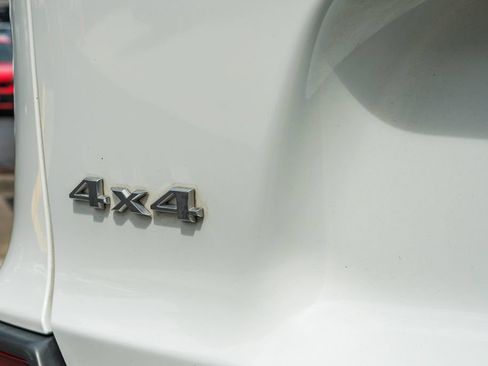 Used 2019 Jeep Cherokee Limited AWD/4WD image 7