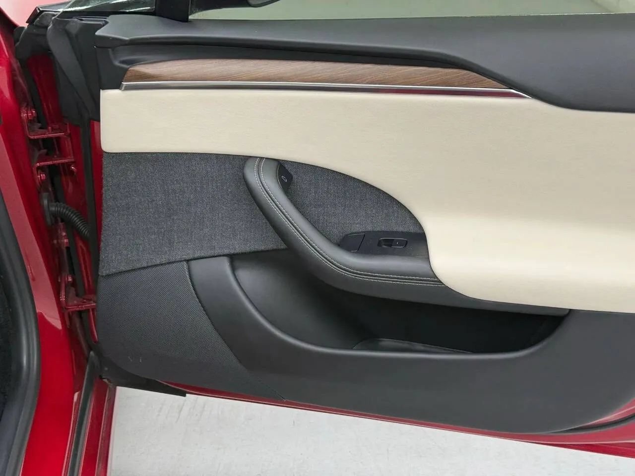 Used 2021 Tesla Model S Plaid AWD/4WD image 29