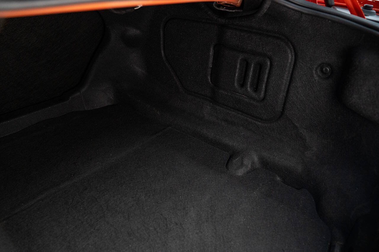 Used 2019 Chevrolet Camaro ZL1 RWD image 65