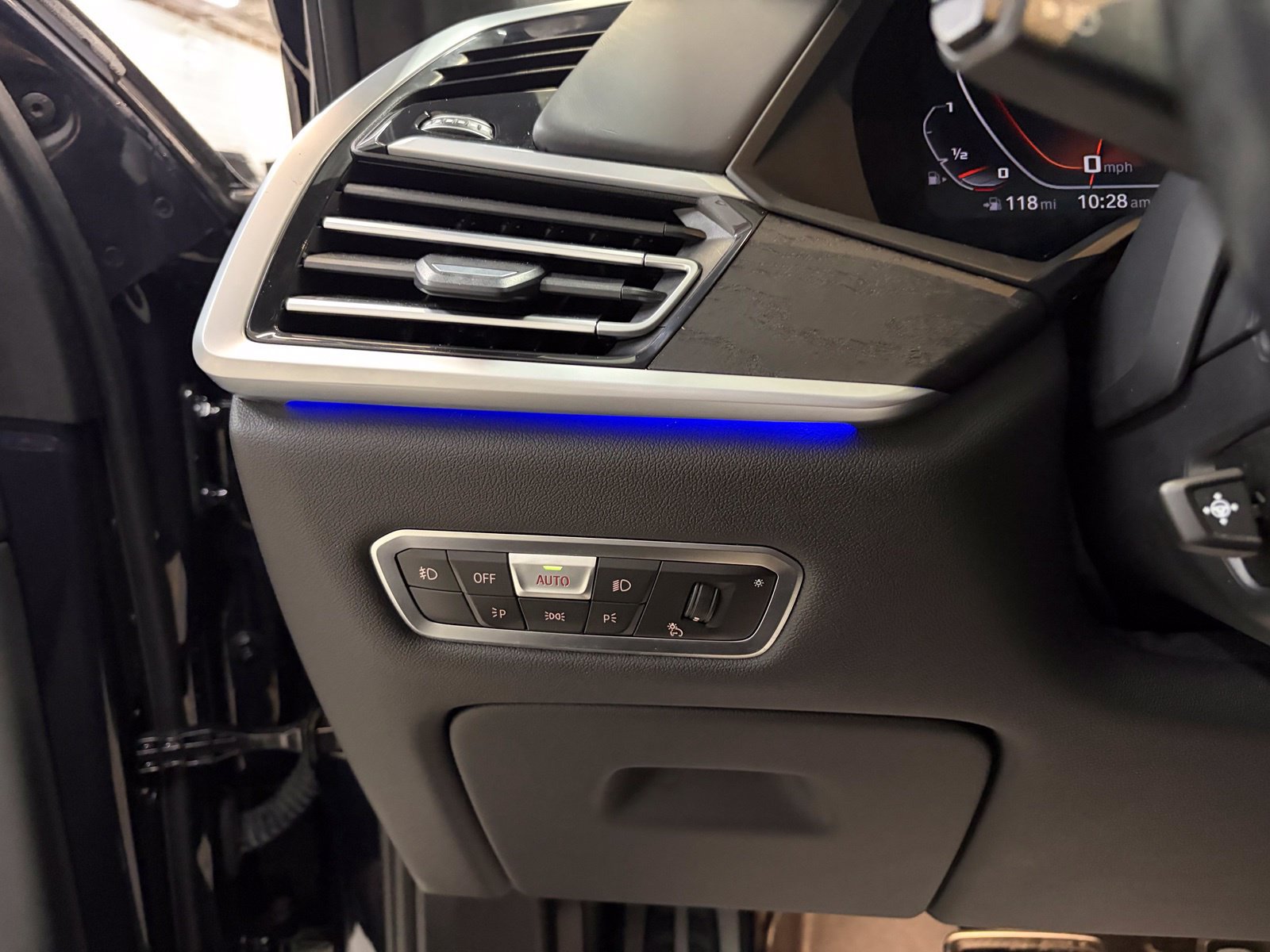 Used 2021 BMW X7 M50i AWD/4WD image 14