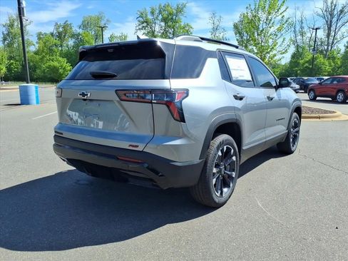 New 2026 Chevrolet Equinox RS w/ Convenience Package III FWD image 29