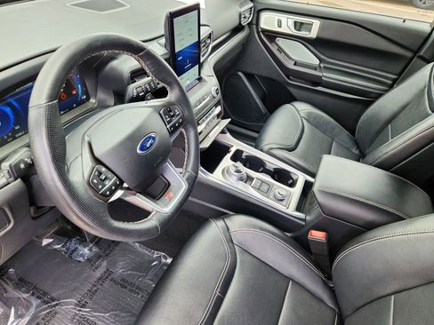 Used 2020 Ford Explorer ST w/ Premium Technology Package AWD/4WD image 10