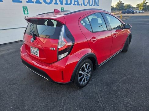Used 2019 Toyota Prius C FWD image 2