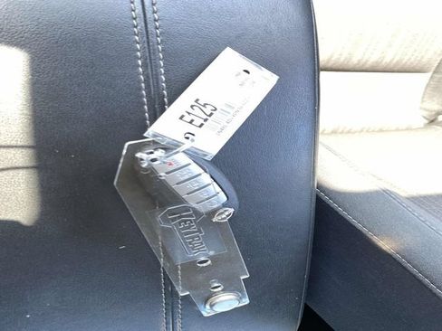 Used 2024 Nissan Altima 2.5 SV FWD image 31