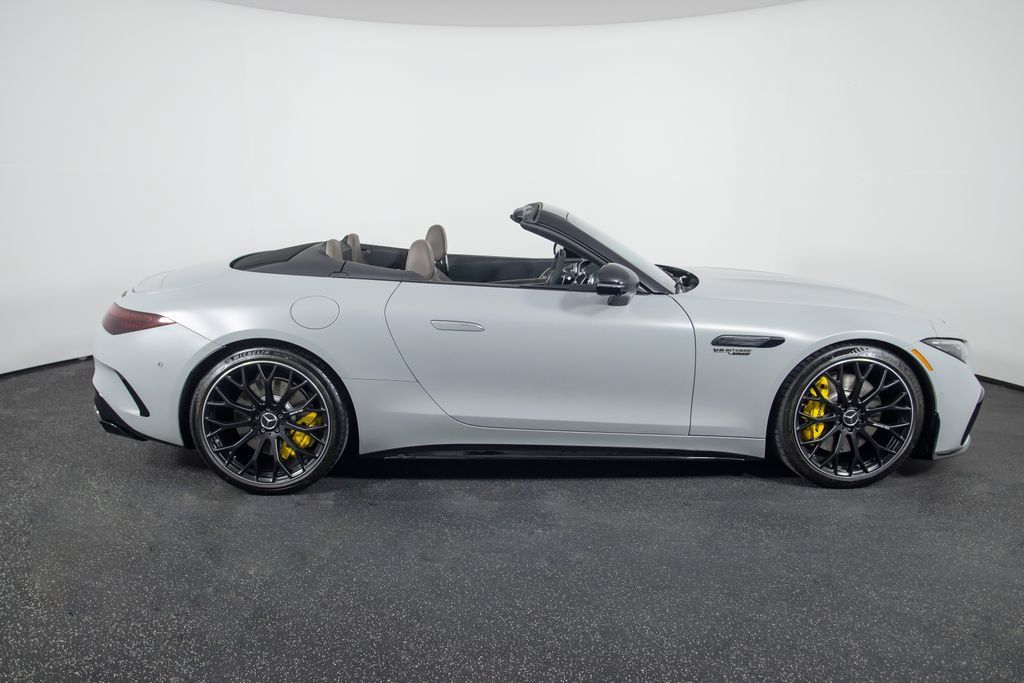 Used 2022 Mercedes-Benz SL 63 AMG 4MATIC image 22