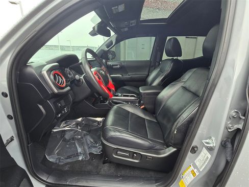 Certified 2021 Toyota Tacoma TRD Sport image 21