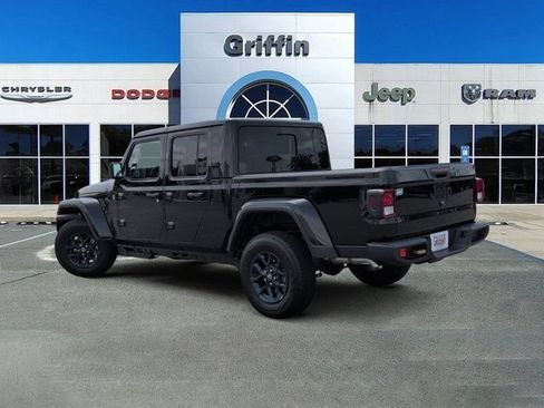 New 2026 Jeep Gladiator Mojave AWD/4WD image 9