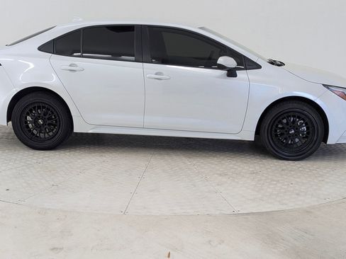 Used 2024 Toyota Corolla LE image 8