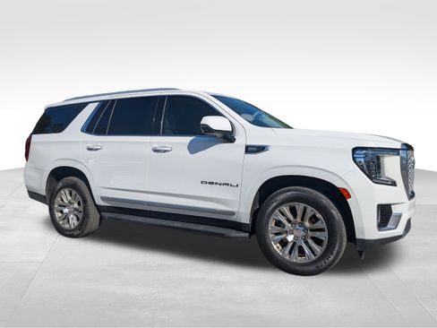 Used 2021 GMC Yukon Denali image 1