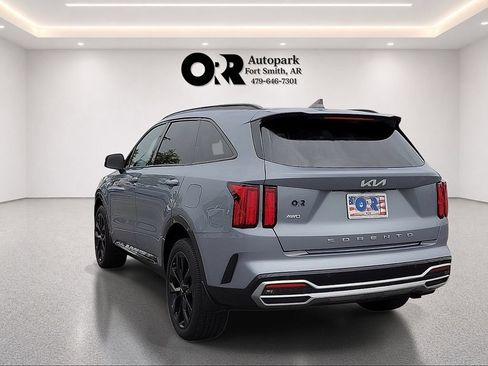 Used 2022 Kia Sorento SX AWD/4WD image 4