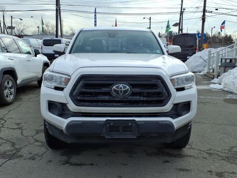 Used 2021 Toyota Tacoma SR image 2