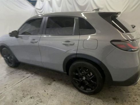 Used 2023 Honda HR-V Sport image 6