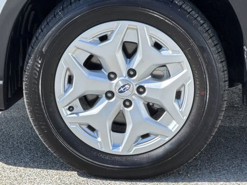 Used 2021 Subaru Forester AWD/4WD image 24