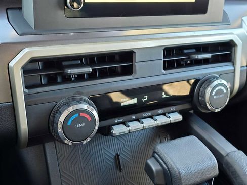 Certified 2025 Toyota Tacoma SR5 image 29