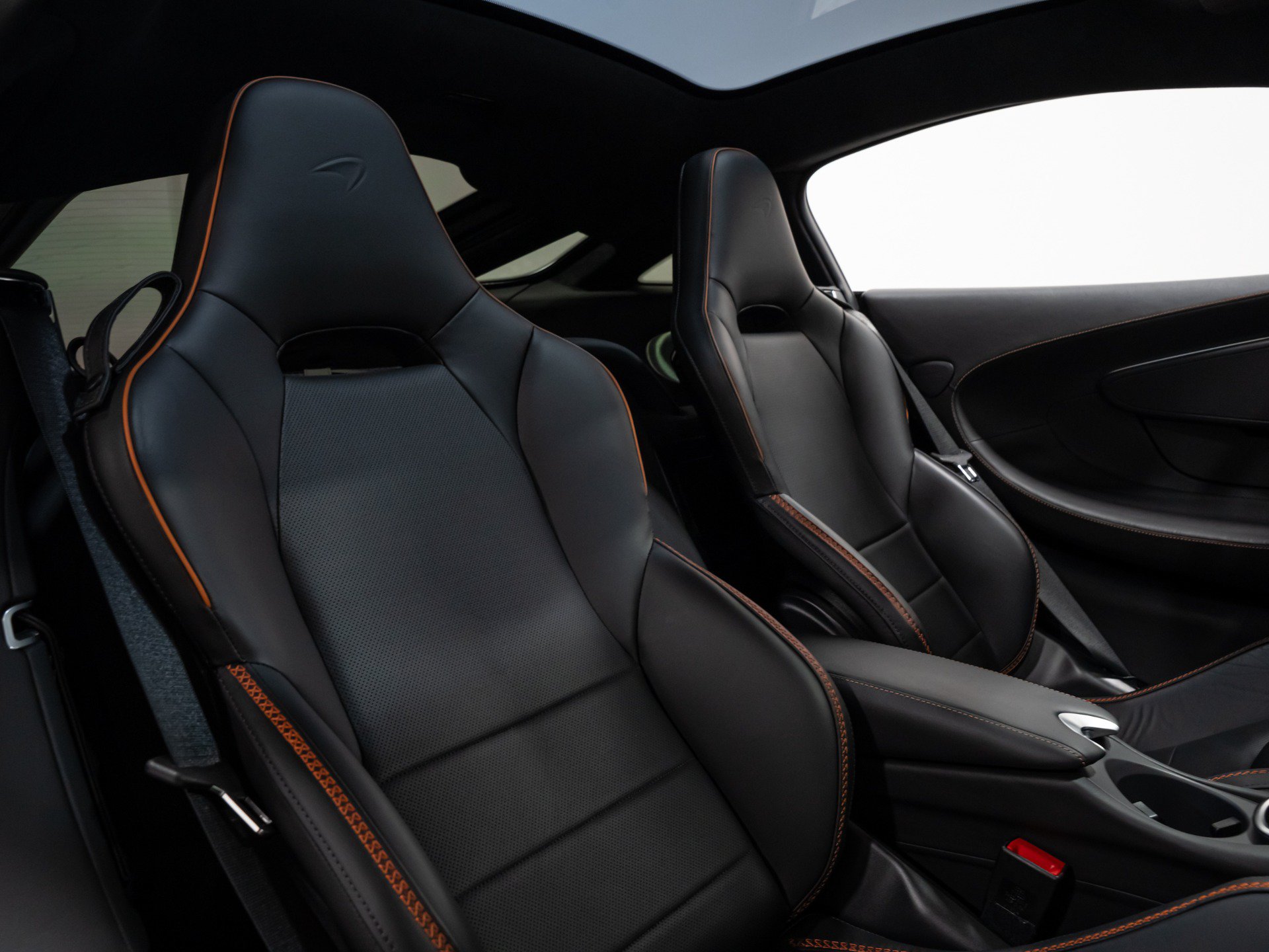Used 2023 McLaren GT RWD image 55