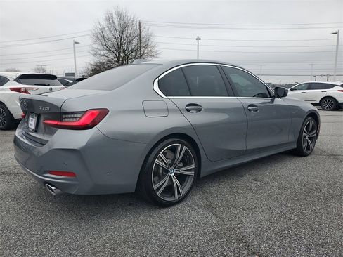 Used 2024 BMW 330i Sedan image 5
