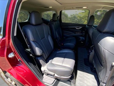 Certified 2025 Subaru Ascent Limited AWD/4WD image 24