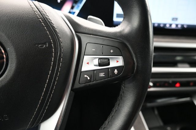 Used 2024 BMW X5 xDrive40i AWD/4WD image 11