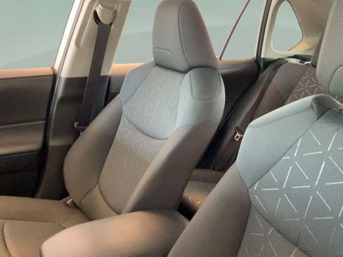 Certified 2025 Toyota RAV4 XLE FWD image 12