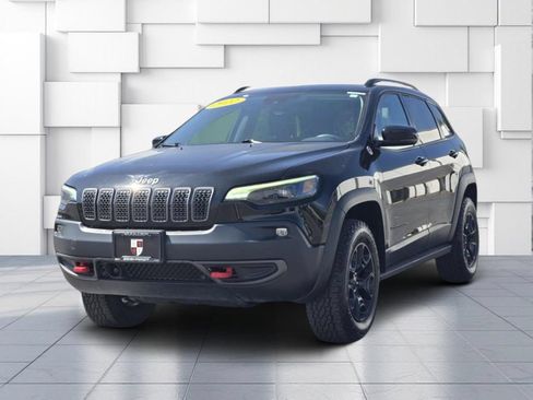 Used 2022 Jeep Cherokee Trailhawk w/ Sound & Nav Group AWD/4WD image 3