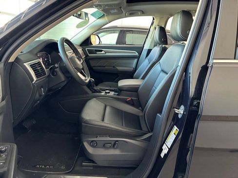 Used 2023 Volkswagen Atlas SEL AWD/4WD image 11