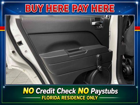 Used 2015 Jeep Compass Sport FWD image 16