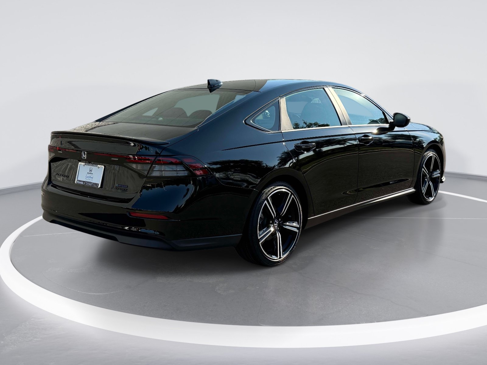 Used 2026 Honda Accord Sport image 2