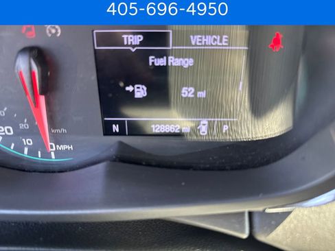 Used 2020 Chevrolet Trax LT w/ LT Convenience Package FWD image 21
