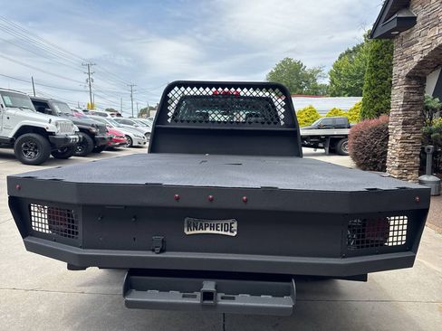 Used 2016 Chevrolet Silverado 3500 W/T w/ WT Convenience Package AWD/4WD image 4