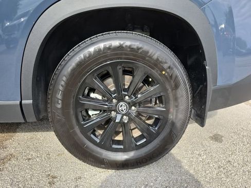 Certified 2024 Toyota Grand Highlander XLE image 35