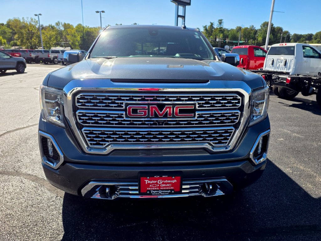 Used 2019 GMC Sierra 1500 Denali w/ Denali Ultimate Package AWD/4WD image 3