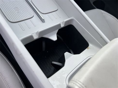 Used 2025 Hyundai Santa Fe Limited image 35